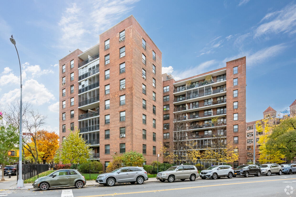 Roosevelt Terrace - Apartments in Jackson Heights, NY | Apartments.com