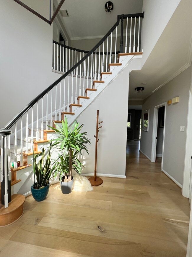 Foto del edificio - 10375 Wetherburn Rd