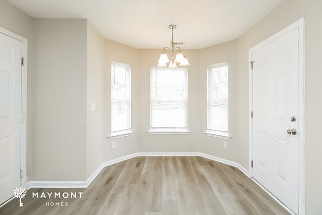 Building Photo - 1928 Bromwich Rd