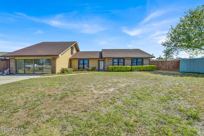 Foto del edificio - 7525 Melody Ln