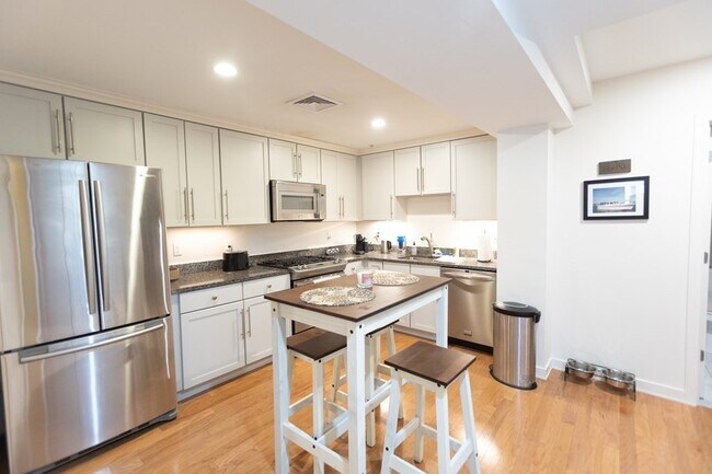Foto del edificio - 57 N Washington St