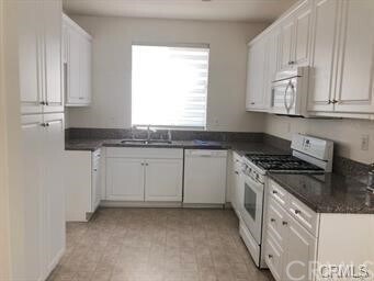 Foto del edificio - 8622 Cava Dr