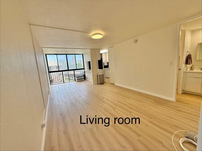 Foto del edificio - Luna-Liho Towers - Fully renovated, washer/dryer in the unit, AC