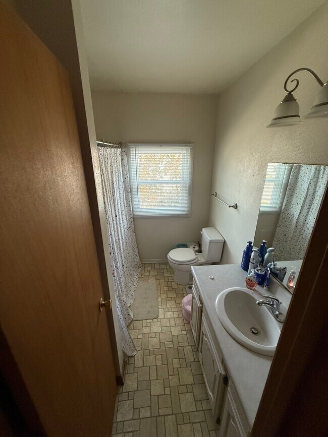 Foto del edificio - 42 Amory St