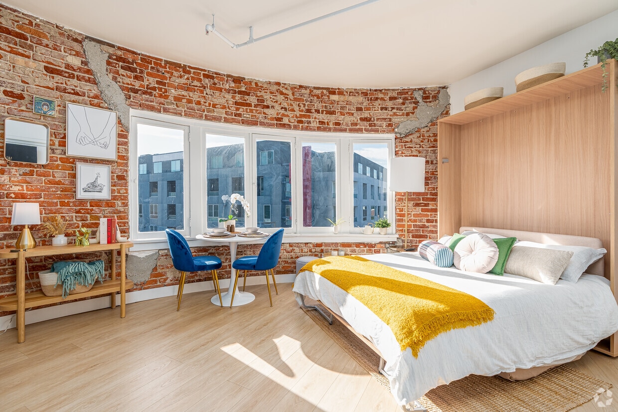 Primary Photo - The Arts