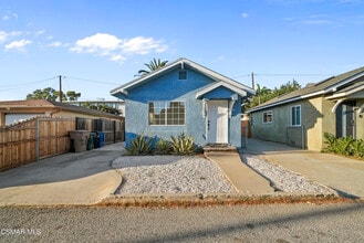 Building Photo - 151 Forbes Ln