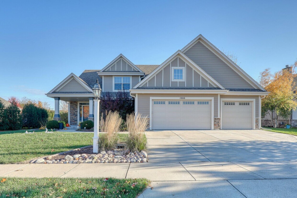 Foto principal - 1666 Moccasin Trail