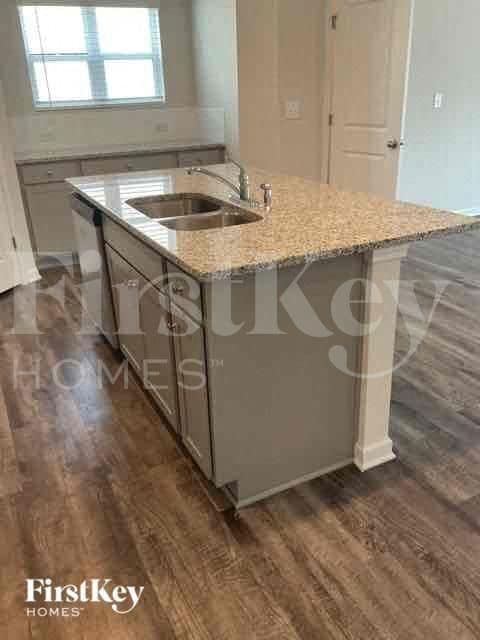 Building Photo - 9424 Village View Ct NW