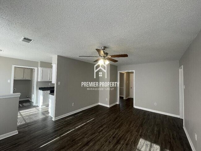 Building Photo - 5121 Bruton - $500 OFF FIRST MONTH'S RENT!