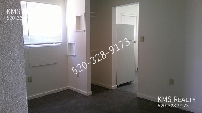 Foto del edificio - 1 Bed /1 Bath - OWNER/AGENT