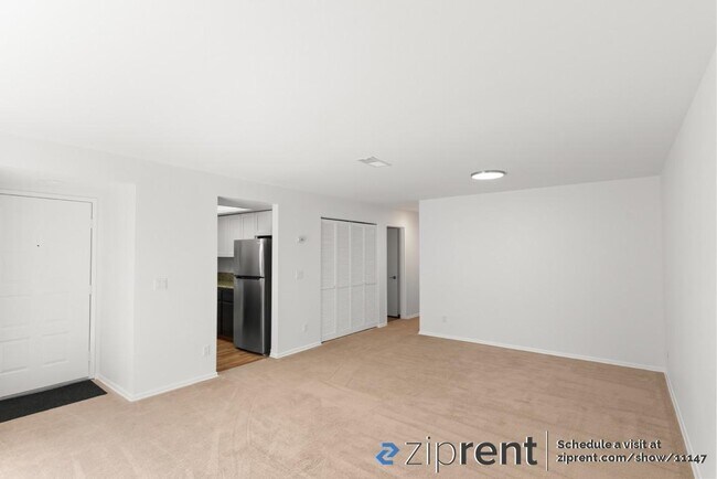 Building Photo - 615 San Conrado Terrace