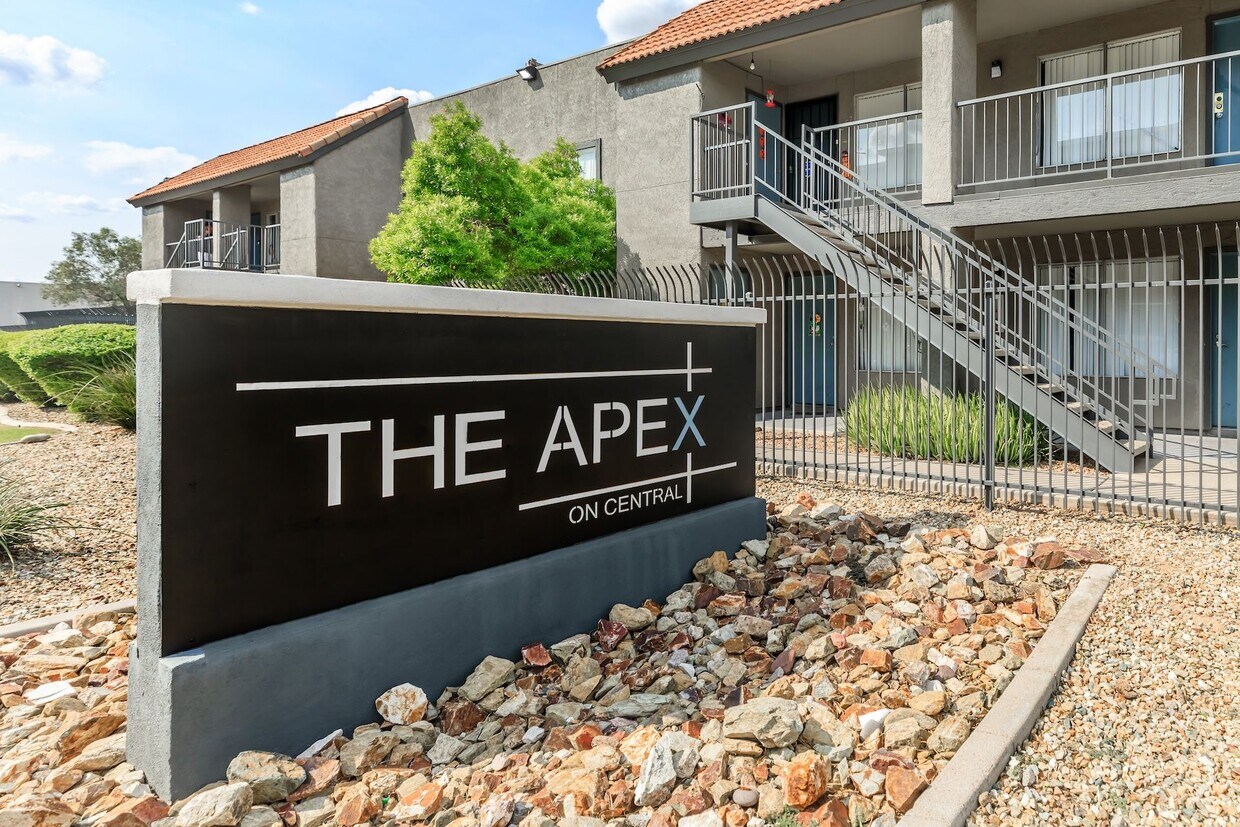 Apex on Central - 40 E Sunland Ave Phoenix, AZ 85040