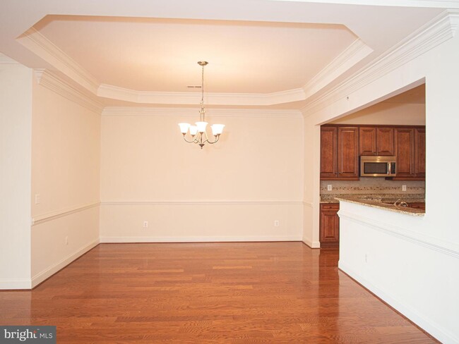 Building Photo - 3100 Stone Cliff Dr