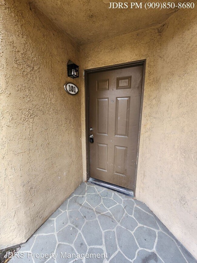 Building Photo - 2 br, 1 bath House - 788 Gianni Drive #101