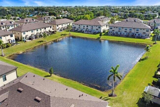 Building Photo - 2841  Troubadour St   Palm Springs Fl 33406