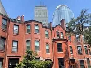 Building Photo - 115 St Botolph St