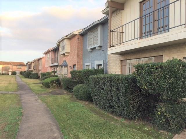 Building Photo - 7067 Chasewood Dr