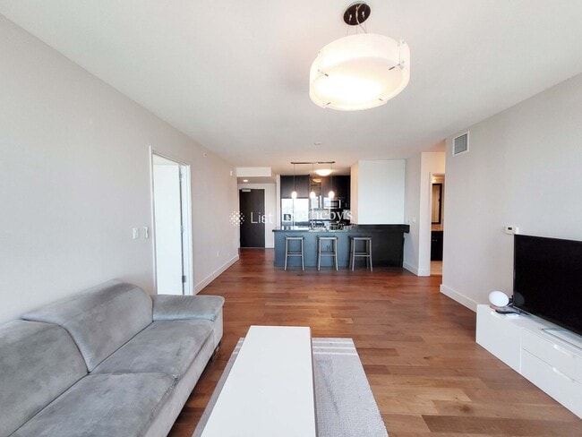 Building Photo - Waihonua #3102 | Honolulu, HI