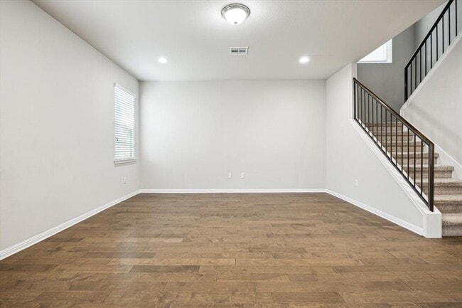 Building Photo - 252 Santa Maria St