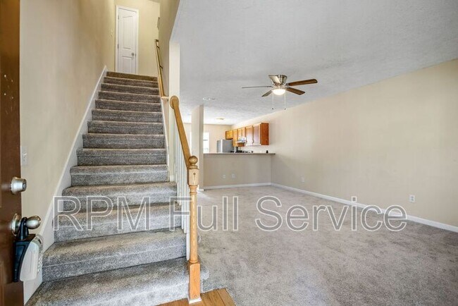 Building Photo - 1554 Center Pointe Dr
