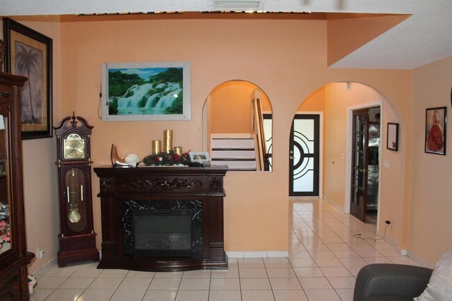 Building Photo - 13847 Geranium Pl