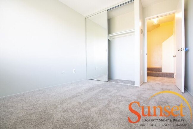 Foto del edificio - 3055 Cowley Way