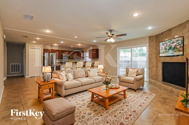 Foto del edificio - 3810 Treadway Dr