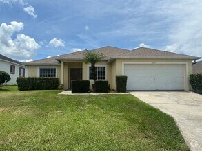 Building Photo - 838 Hillcrest Dr
