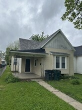 Building Photo - 2903 S Elm St