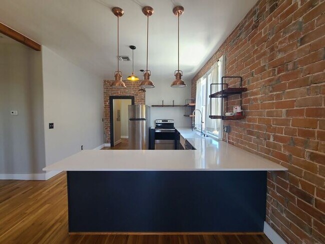 Foto del edificio - 710 N 6th Ave