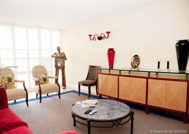 Foto del edificio - 231 174th St
