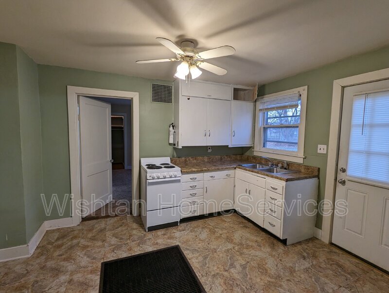 Foto principal - 410 N Monroe St