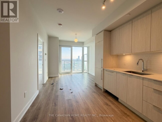 Building Photo - 430 Square One Dr