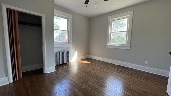 Photo - 330 Stafford St House