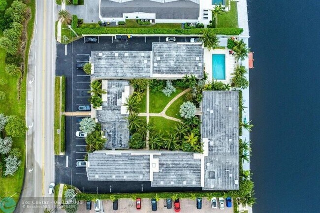 Foto del edificio - 6520 N Ocean Blvd