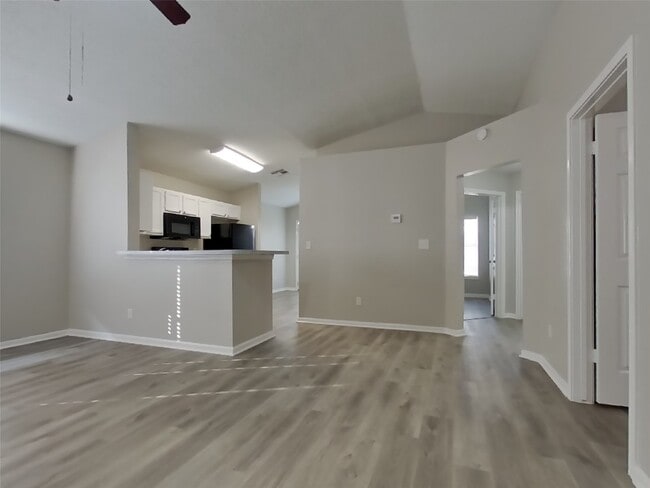 Building Photo - 3254 Kelling St