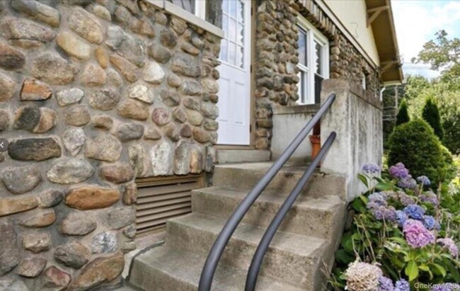 Foto del edificio - 298 S Middletown Rd