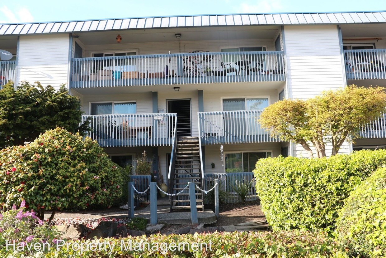 Foto principal - 22985 Marine View Dr S