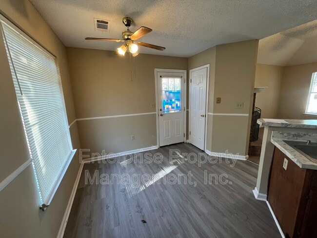Building Photo - 3977 Angelace Cove