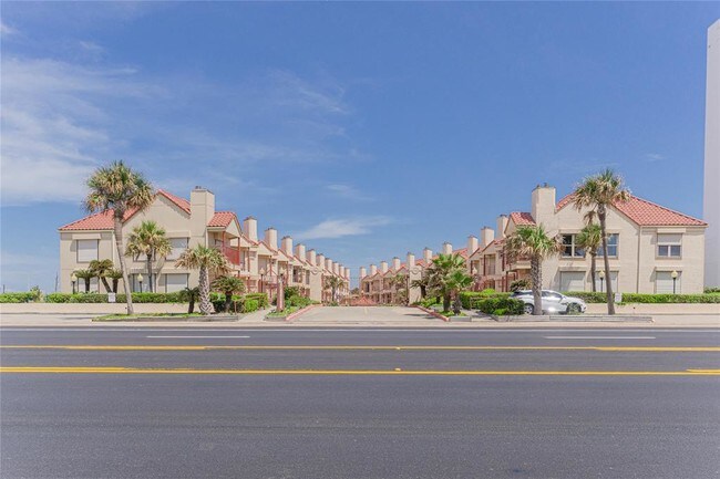Building Photo - 7312 Seawall Blvd