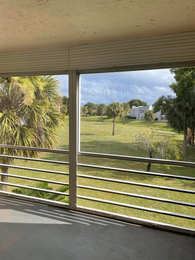 Building Photo - 2828 Casita Way