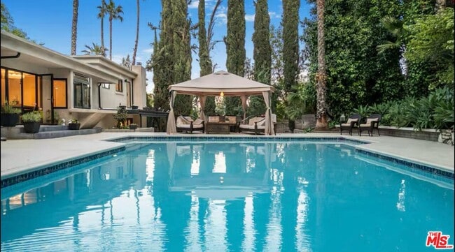 Foto del edificio - 20322 Del Campo Pl