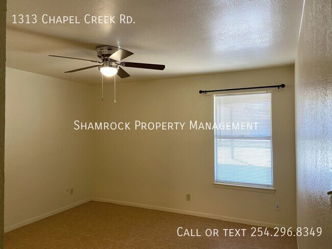 Building Photo - Chapel Road Area Duplex in Midway ISD