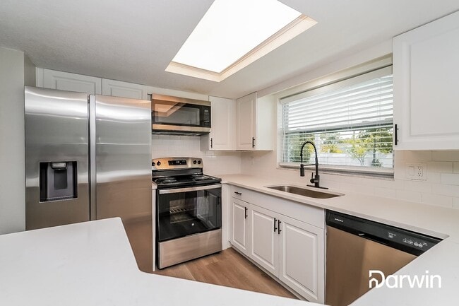 Foto del edificio - 9611 Lake Chrise Ln, Port Richey, FL 34668