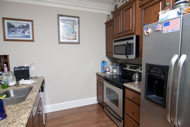 Foto del edificio - 159 Falls Grove Drive