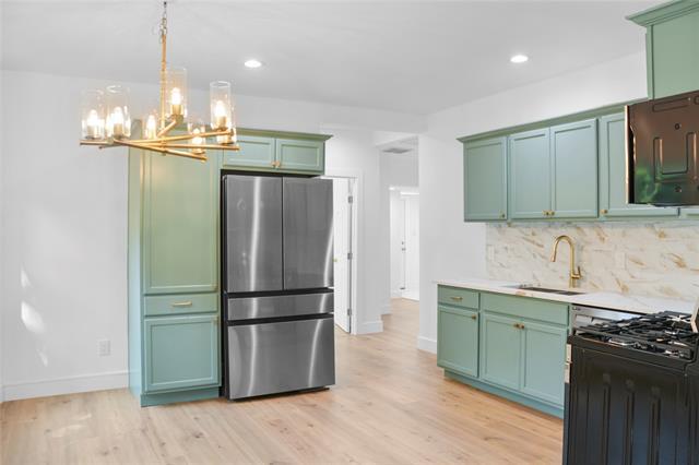 Foto del edificio - 3400 Spence St