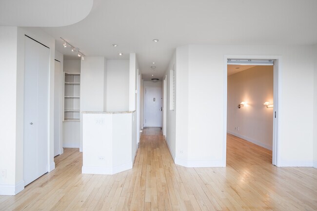Building Photo - 151 Tremont St