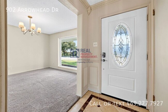 Foto del edificio - 902 Arrowhead Dr