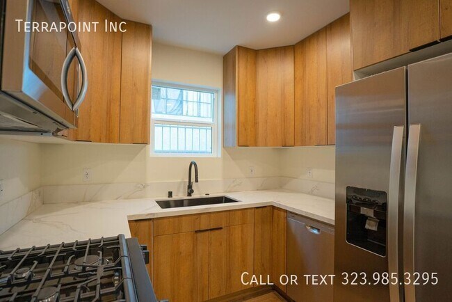 Foto del edificio - 1038 Westmoreland Ave