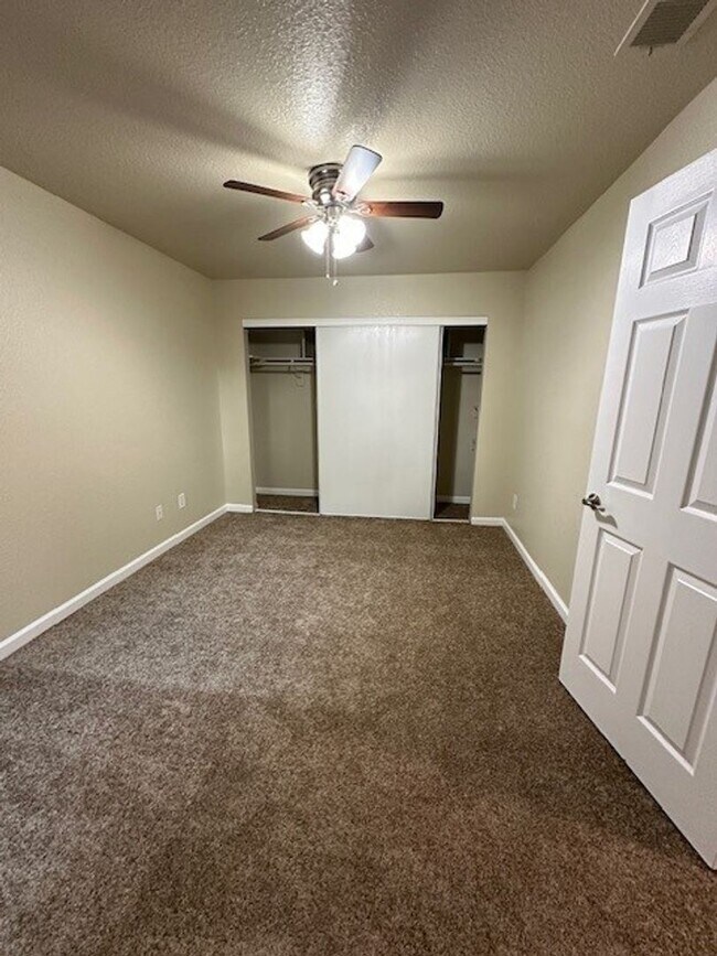 Foto del interior - Carmel Woods Apartments
